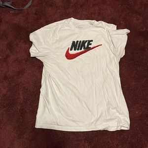 Nike T-shirt